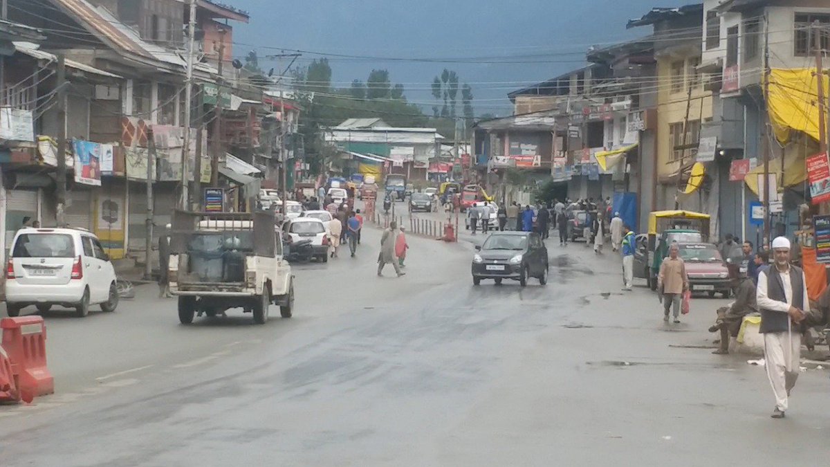 J&K Police (@jmukmrpolice) on Twitter photo Today #Situation remained #peaceful in the #State. No untoward incident has been reported from anywhere so far.Traffic plied normally across the state including the #Valley.These pictures of Kashmir roads speak for themselves.
<a href="/PIBHomeAffairs/">PIB - Ministry of Home Affairs</a> <a href="/KashmirPolice/">Kashmir Zone Police</a> <a href="/ZPHQJammu/">Zonal Police Media Centre- Jammu Zone</a> Today #Situation remained #peaceful in the #State. No untoward incident has been reported from anywhere so far.Traffic plied normally across the state including the #Valley.These pictures of Kashmir roads speak for themselves.
<a href="/PIBHomeAffairs/">PIB - Ministry of Home Affairs</a> <a href="/KashmirPolice/">Kashmir Zone Police</a> <a href="/ZPHQJammu/">Zonal Police Media Centre- Jammu Zone</a>