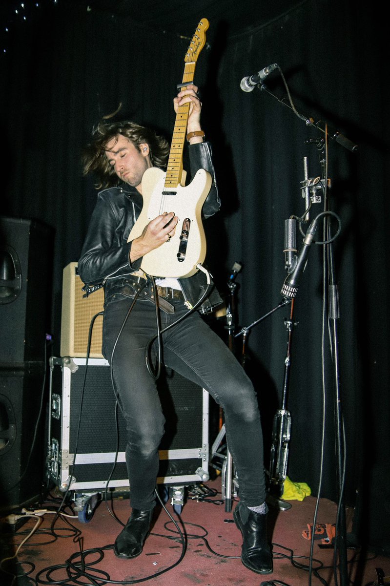 * BIRMINGHAM WE’RE BACK *

Today we play <a href="/sonicgunbham/">Sonic Gun Concerts</a> weekender, catch us at The <a href="/CastleandFalcon/">The Castle & Falcon</a> at 4pm 🇺🇸

📸<a href="/hxllyelizxbxth/">partyonhol</a>