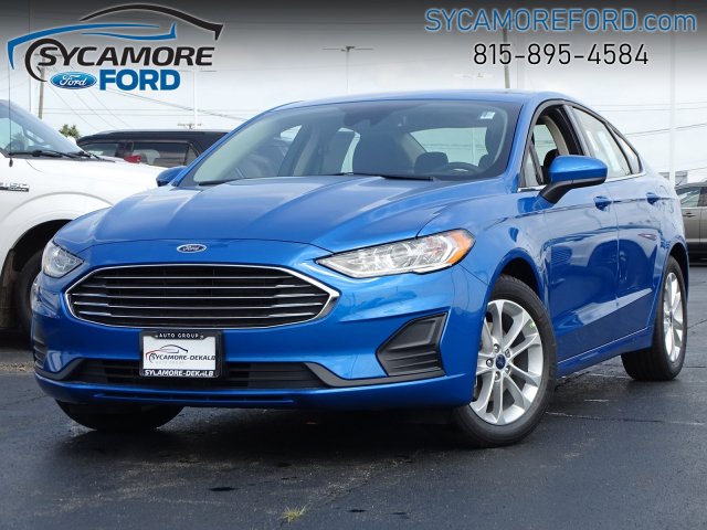 Get behind the wheel of this New 2019 #FordFusion SE FWD 4dr Car from #SycamoreAutoGroup! bit.ly/2YSp16O