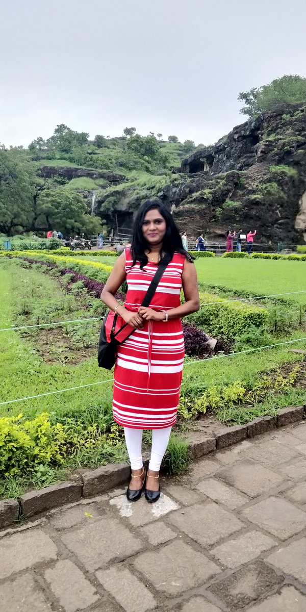 sangeethachin12's tweet photo. Elora cave Aurangabad https://t.co/c6Hq3ixvio