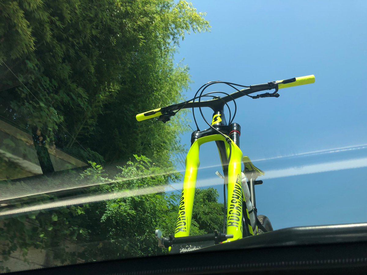 OKson's tweet photo. 더위가 끝나가니
여름 내 게을렀던 운동 다시 해야겠음.
#scott #rc900 #mtb #cycling #자덕 https://t.co/PmLcNxKdCk