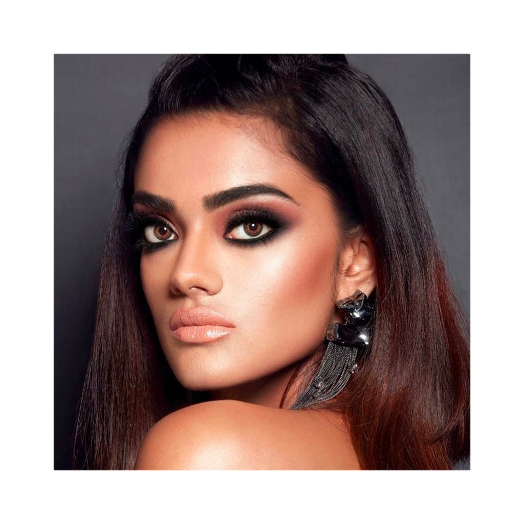 MyGlamm's tweet image. Confession: We actually love stalking everyone who uses and creates amazing looks with our products! 🙊

Tag @MyGlamm to get featured!
.
.
.
.
#MyGlamm #BloggerContent #TagUs #LiveGlamorous #SaturdayVibes #customerappreciation #saturdayThoughts #saturdaymotivation