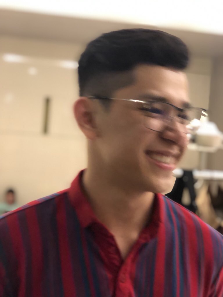 aljonsmiless's tweet photo. pa side view grabehh grabehhh ang pogiiii huhuhu

ALJON ForSMART @AljonMendoza_ https://t.co/qxHcf7EDHN