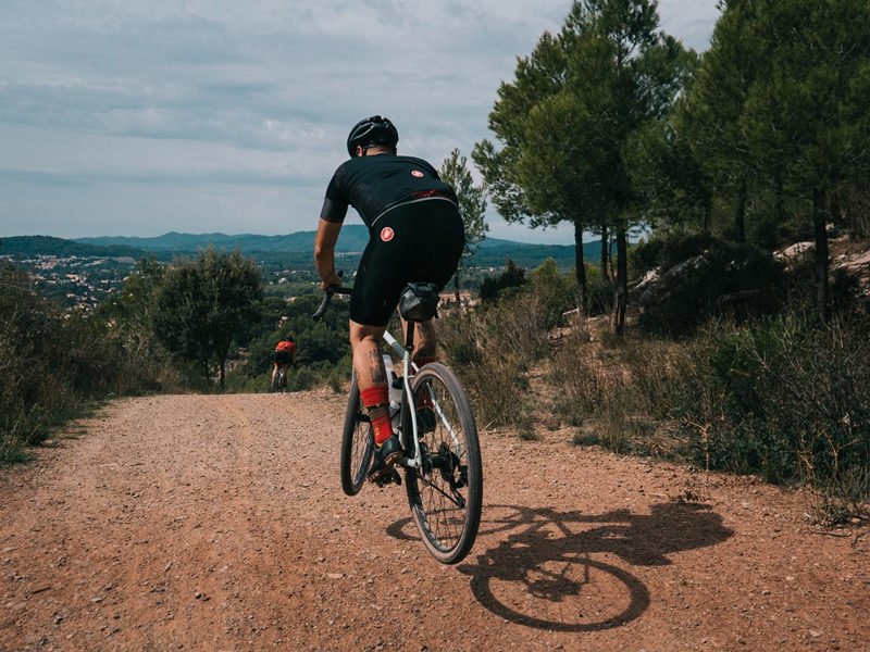 TopBici's tweet photo. #Geocentrum cumple su quinto aniversario y quiere celebrarlo con un fin de semana de ciclismo y diversión en el Pirineo Catalán ¿Conoces este evento #gravel?
➡️ https://t.co/GIxFw4SvqX
#ciclismo @ajlaseu https://t.co/lIJaaqEgtu