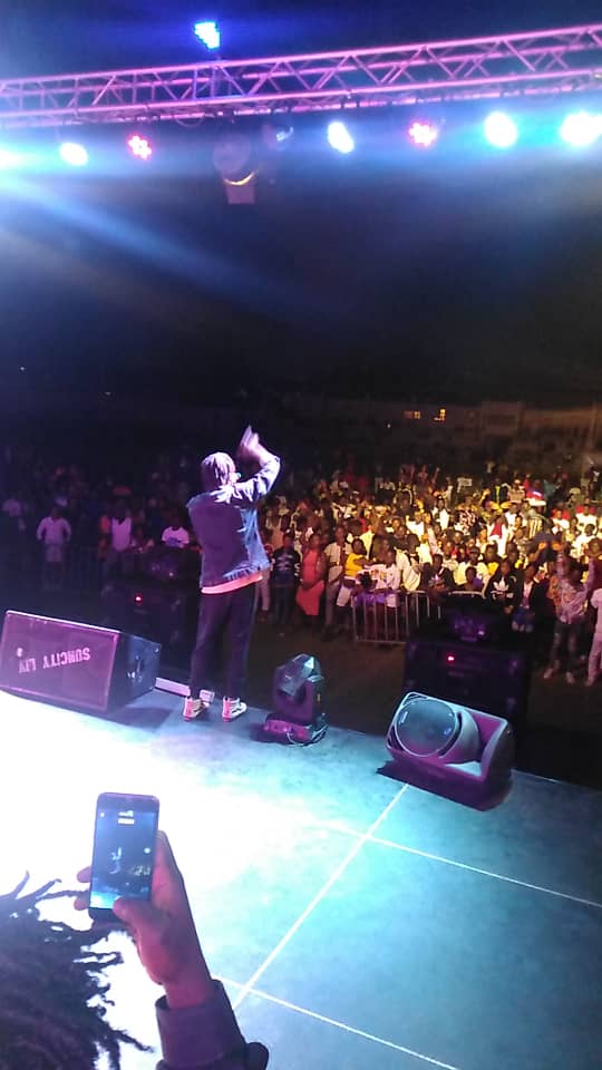 MusicJunkies247's tweet photo. #ThaBlackBoi #PatapaaAlbumLaunchConcert #PatopaSoldiers #Patapaa #Swedru #UpTownEnergy #RebelAfrica #DontShout🎶🎵 #Shegey🎶🎵 #KobbyKyei #NyDj #Nkonkonsa #ZionFelix
@ThablackboiGh https://t.co/X1IHsdd2Mq