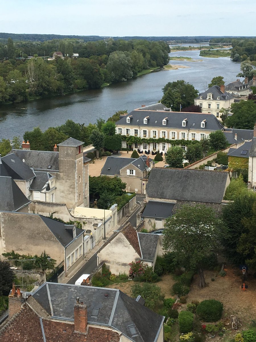 AnnaMariaDeFalc's tweet photo. #Francia
In viaggio dalla #Loira verso la Cattedrale di #Chartres .
Pioggia a volontà
Vale anche oggi: tenetemi al corrente!😉 https://t.co/GlIxV1hfxN