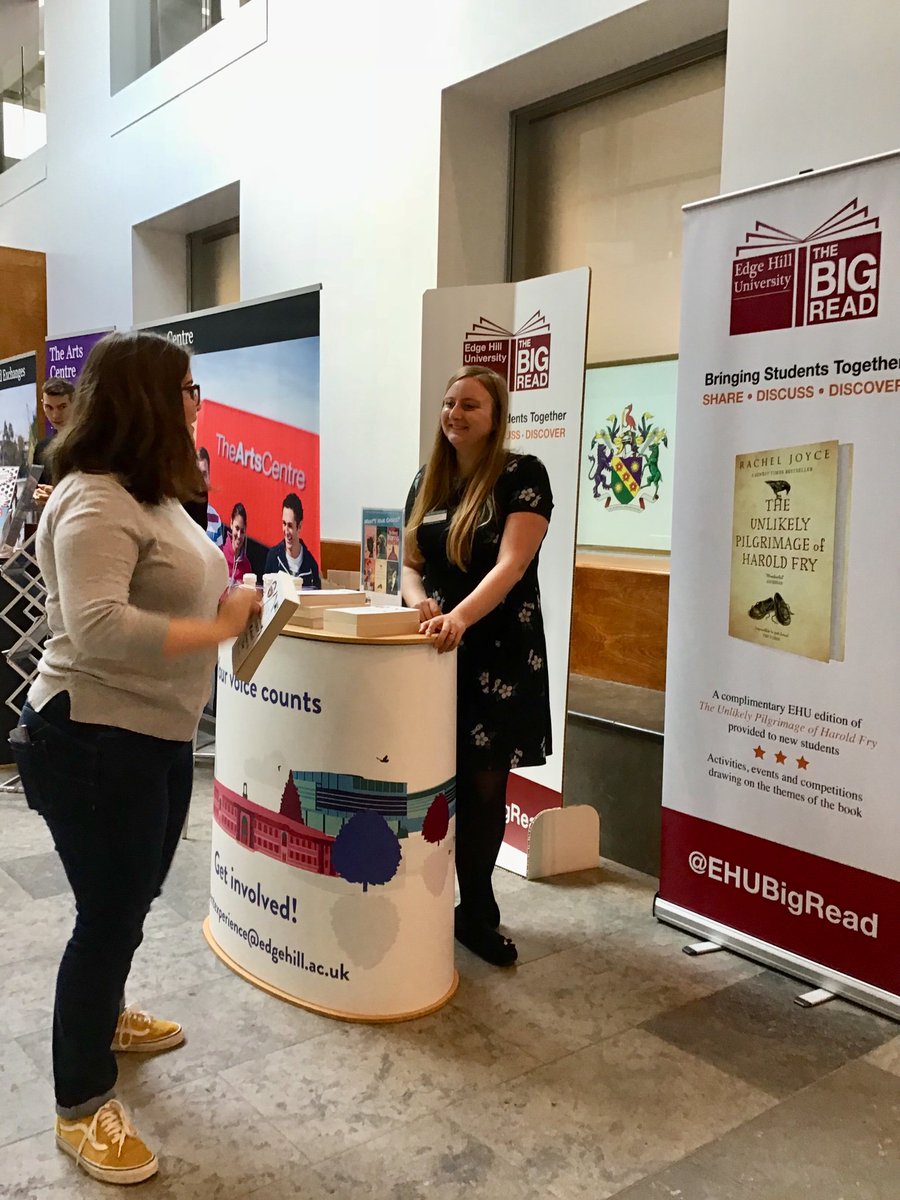 EHUBigRead's tweet photo. Delighted to be sharing the Big Read today @edgehill openday with applicants and parents #EHUBigRead #DiscoverEHU https://t.co/xMC0YCdATy