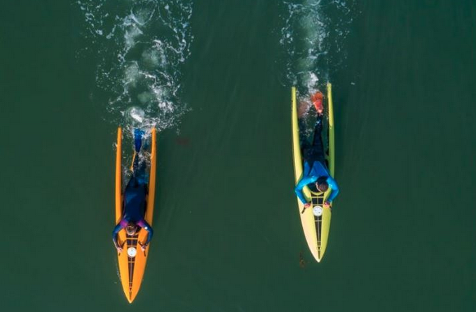 Sport_Web_I's tweet photo. INNOVATION
📌Les 'Sports de lenteur' répondent de +en+ à une demande sociale massive.
📌En bord de mer, dans la lignée du #Paddle, du #Kayak de mer & du #LongeCote, voici le #Finboard qui apparaît très prometteur en termes de diversification.
Lire https://t.co/d0HMYO5Y9x https://t.co/9rtMGtGlKd