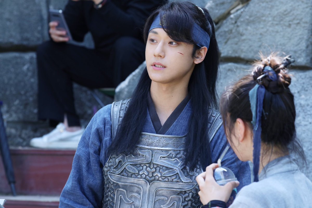 shininghanuel's tweet photo. [☁️] มารู้จักนักแสดง ‘อีโดฮยอน’ หรือโคช็องมยอง จากซีรี่ส์ #HotelDelLuna กันค่ะ💙

ชื่อ: อีโดฮยอน (이도현)
เกิด: 11 เมษายน 1995 (ดาวเมษ,ปีกุล)
อายุ: 25ปี(เกาหลี) 24ปี(สากล)
ส่วนสูง: 182 ซม.
น้ำหนัก: 67 กก.
สังกัด: Yuehua Entertainment
IG: ldh_sky
น้องหมา: คาอึล (가을)
#이도현 https://t.co/agiD7Zdrd6
