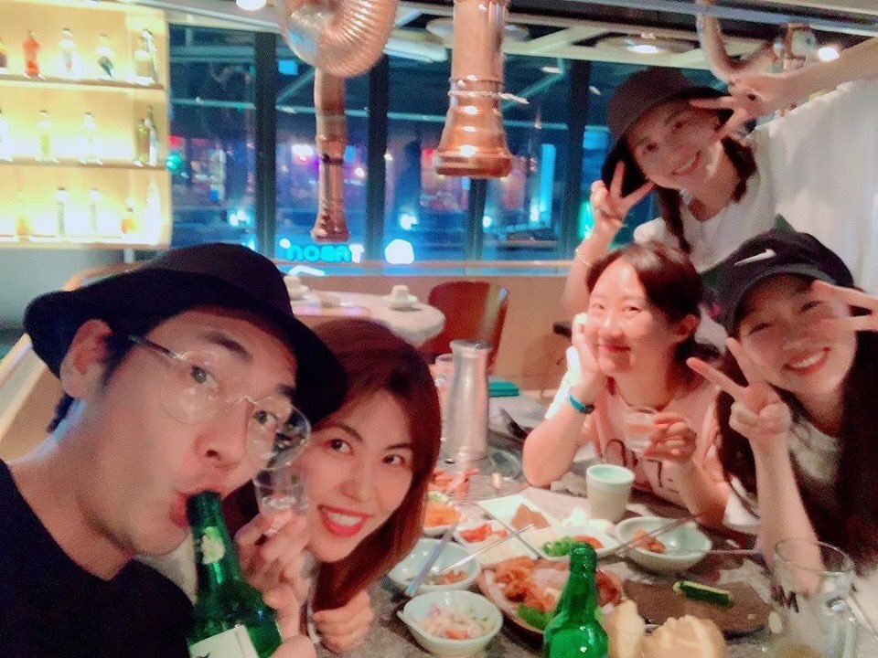 SecretaryGalhee's tweet photo. Jeju Days☺️😍❤️
▫️
This photo was taken between JUNE 26 to 28, 2019. When the Cast and Crew of TSLOMS went to Jeju Island for Exclusive Vacation. ▫️
©️ @kwangpdpd  IG post
#thesecretlifeofmysecretary 
#garliccoupe
#kimyoungkwang #김영광
#jinkijoo #진기주 https://t.co/iEUdgVRrAY