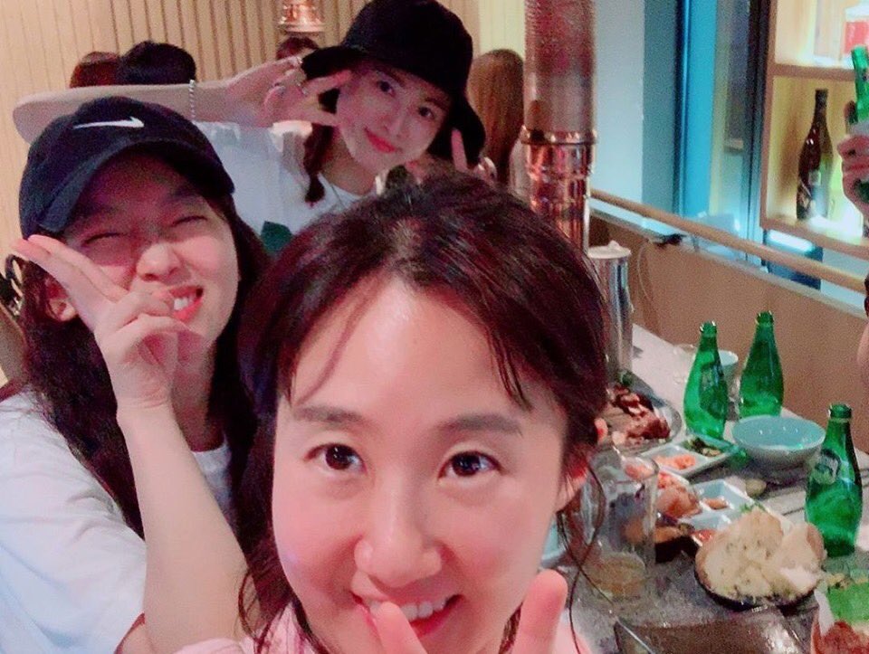SecretaryGalhee's tweet photo. Jeju Days☺️😍❤️
▫️
This photo was taken between JUNE 26 to 28, 2019. When the Cast and Crew of TSLOMS went to Jeju Island for Exclusive Vacation. ▫️
©️ @kwangpdpd  IG post
#thesecretlifeofmysecretary 
#garliccoupe
#kimyoungkwang #김영광
#jinkijoo #진기주 https://t.co/iEUdgVRrAY