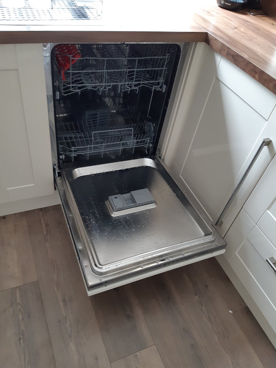 cfappliances's tweet photo. If your appliance can't be repaired we also offer an installation service on both free standing and integrated appliances, call 07550011768 or visit https://t.co/4X6qnQzZwW https://t.co/2PTruVH9d5