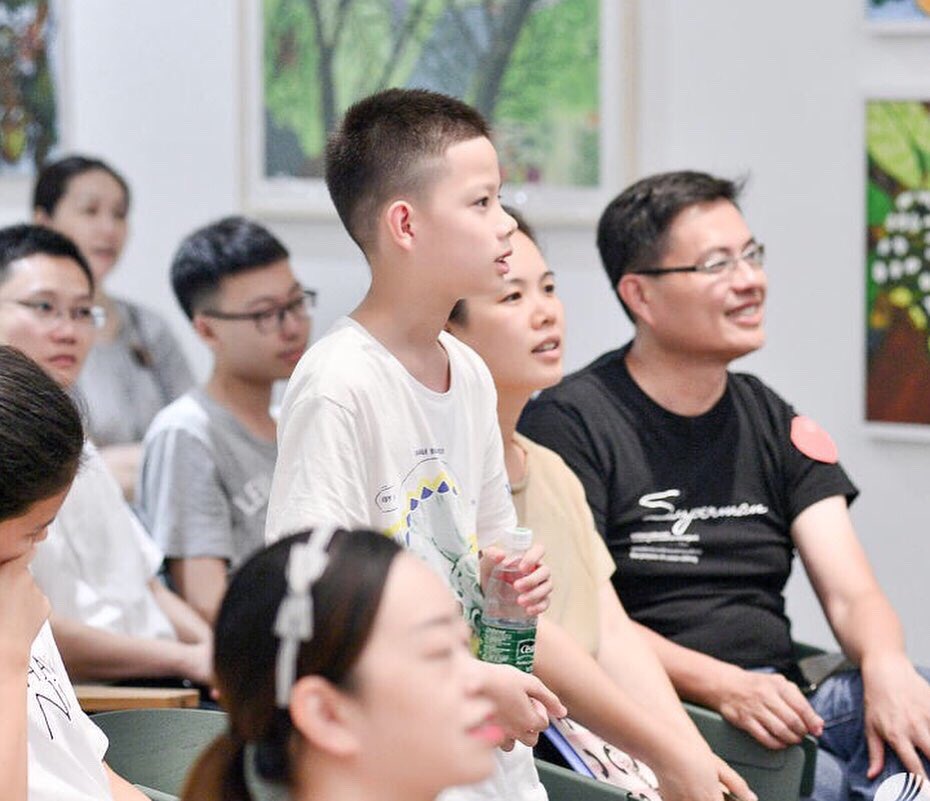 Stefania_druga's tweet image. Imagining a future where we can change our kids future through play, intergenerational dialogue and inclusive co-design #ailiteracy #aiedication #criticaldesign #learnthroughplay #aitoys #cognimates #aichina