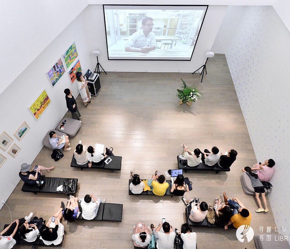 Stefania_druga's tweet image. Imagining a future where we can change our kids future through play, intergenerational dialogue and inclusive co-design #ailiteracy #aiedication #criticaldesign #learnthroughplay #aitoys #cognimates #aichina