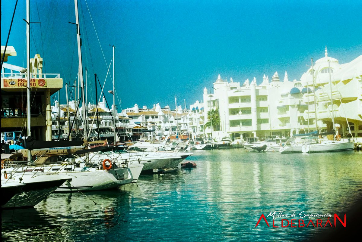 500MillasDocu's tweet photo. El puerto es nuestra segunda casa.

#aldebarandocumental #documentalaldebaran #aldebaranmillasdesuperacion
•
#ongparaocio #copadelreyvela #velaadaptada #discapacitados #documental #malaga #benalmadena #vela #regata #sailing #barcos #navegando #rodaje #ong #superacion #copamapfre https://t.co/5OYE4Y4gcm