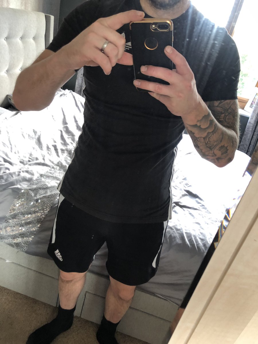 scotty88g1's tweet photo. Time to sort my fitness out, anyone have any home tips to stay fit and healthy?#fitness #getfit #tips #nomorechocolate #nomorefastfood #helpme #goingforajog https://t.co/3n9O8esWJw