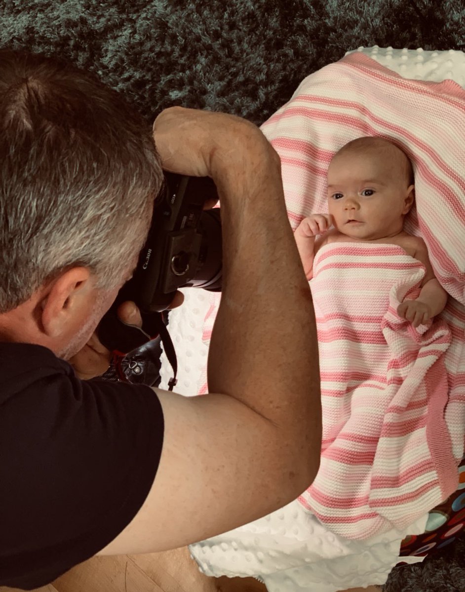 eamonnfitzsimon's tweet photo. Lovely and relaxed baby and family photo shoot today in the comfort of their own home. https://t.co/pmglGAtbUJ