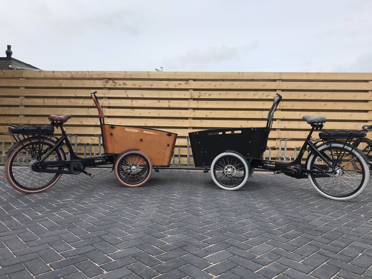 Johnbetsema's tweet image. Voor een bakfietsen natuurlijk naar Bets fietsen. Verkoop en verhuur  @WSTexel @VVV_TexelTips @texel #texel #texelfiets