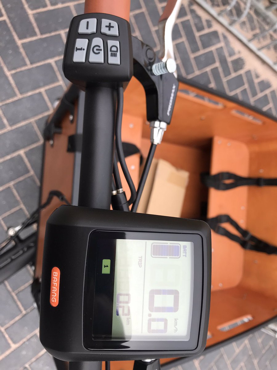 Voor een bakfietsen natuurlijk naar Bets fietsen. Verkoop en verhuur  <a href="/WSTexel/">Wielersport Texel</a> @VVV_TexelTips <a href="/texel/">Leigh Caplan</a> #texel #texelfiets