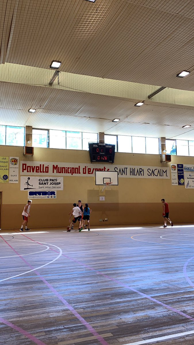 cbsanthilari's tweet image. Ja hem començat el 3x3!!!