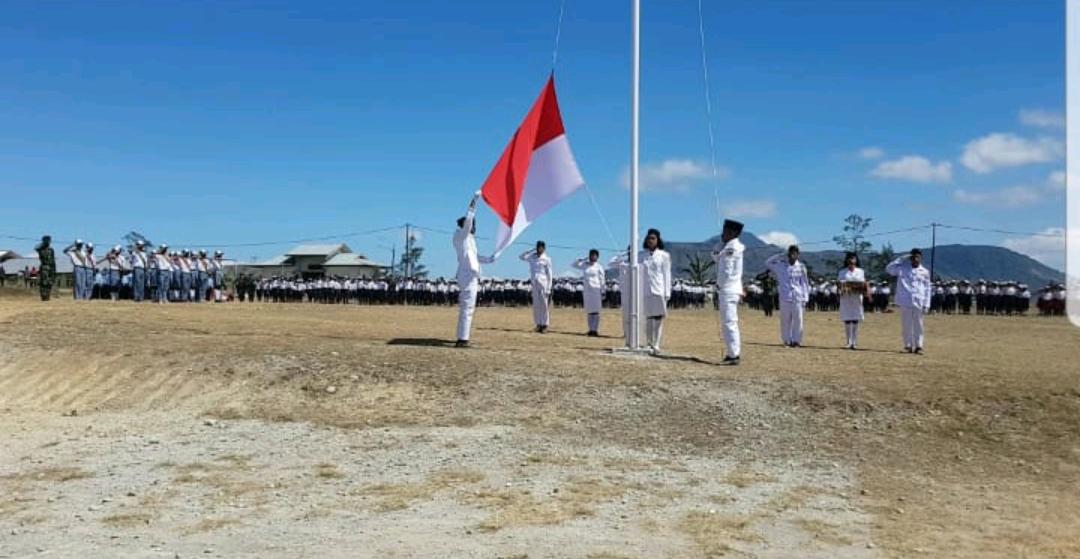 Satgas Pamtas RI-RDTL Yonif Raider 408/Sbh Menggelar Upacara Bendera HUT Ke-74 di Perbatasan duarato.desa.id/2019/08/17/sat…
