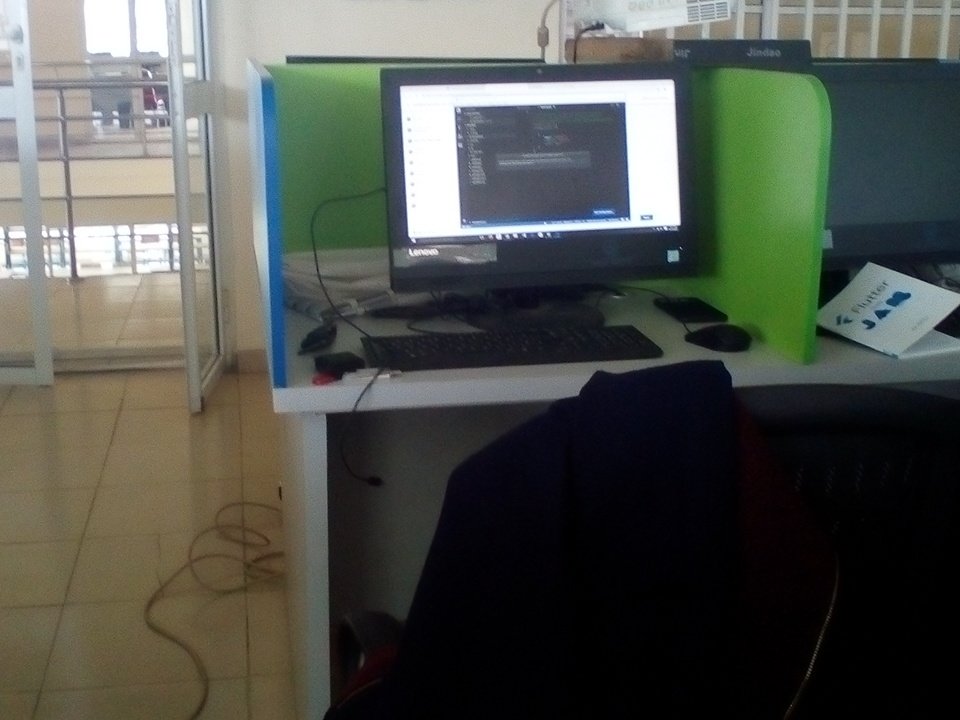 KingJamez_'s tweet image. #FlutterStudyJam
#FlutterstudyjamKeffi
Codelab session