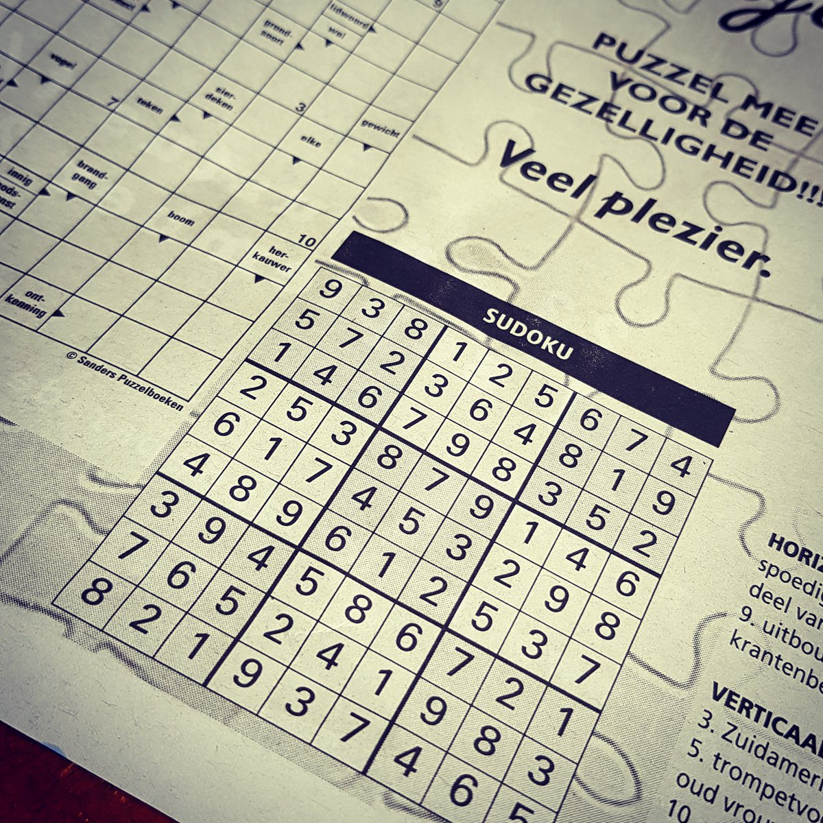 Paulxs's tweet photo. Mocht je deze week geen tijd hebben voor de sudoku in de Bossche Omroep, geen nood, ze hebben 'm reeds opgelost voor je...
.
.
#sudoku #ingevuld #0sterren #bosscheomroep #puzzelmeevoordegezelligheid @BosscheOmroep https://t.co/URCJD6hCkx