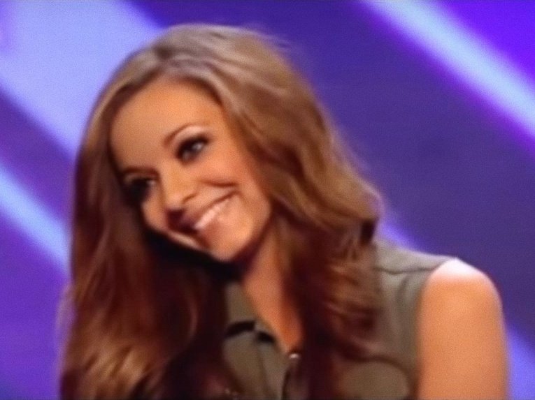 archivemix's tweet image. she's a sweet, funny, talented, caring, intelligent woman, but even more: she is brave, never afraid to express her feelings, supports causes and always defends what she believes, loves and thinks is right, giving us an example of love, strength and persistence. #JadeDay