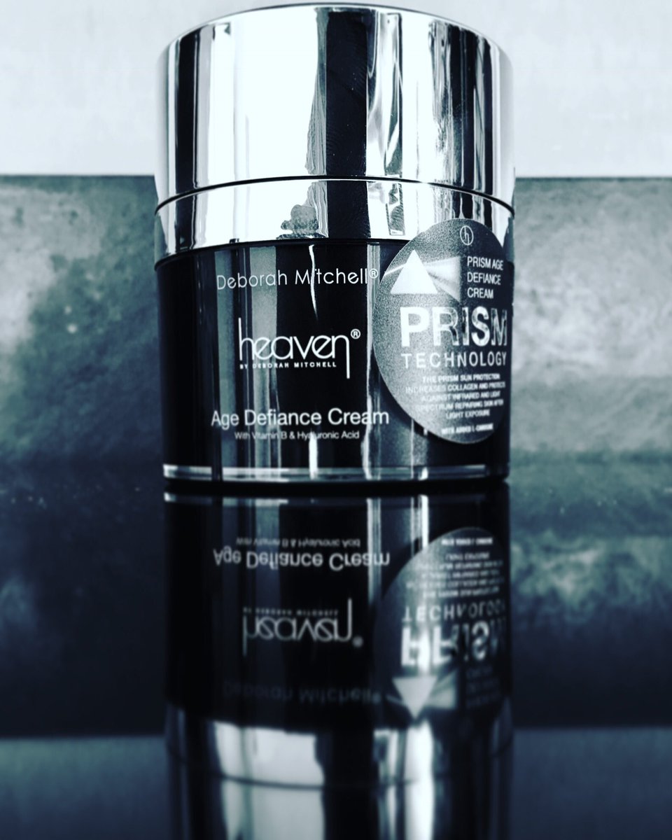 HeavenMens's tweet photo. At #heaven, we strive to lead the way when it comes to offering innovative #skincare that protects you from the harmful effects of modern living. We understand that #tech is essential to everyday living which is why our key #moisturisers are enhanced with #prism technology. π» https://t.co/Wc7Ttoh9X6