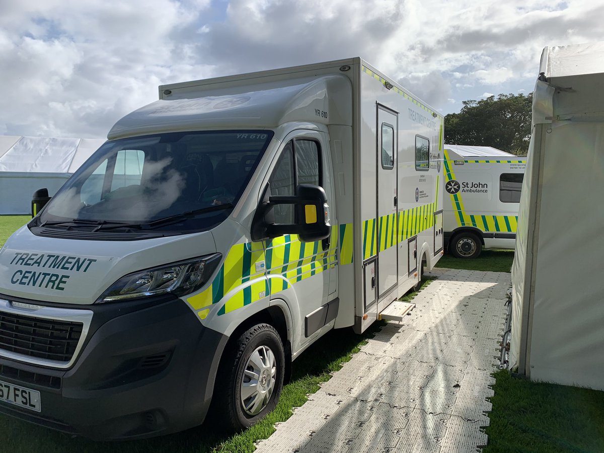 Day 3 we are ready! <a href="/southportflower/">Southport Flower Show</a> we spent some time in the #GrandFloralMarquee before the show fully opens - the displays are stunning and the sun is out! We even found a way to entertain the cadets! #MySJADay