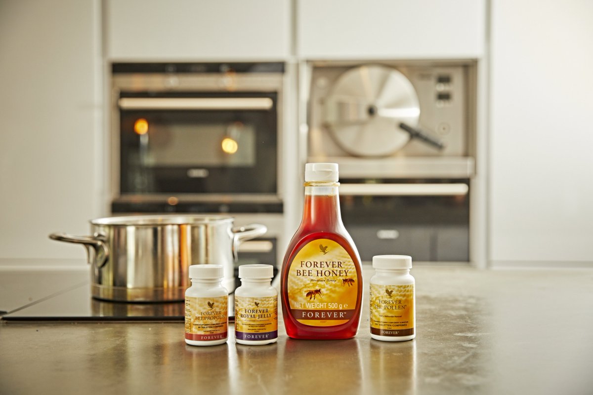 ForeverGlobalHQ's tweet photo. Celebrate #HoneyBeeDay by telling us which Forever Bee product is your favorite! https://t.co/Fg82lEm1UD