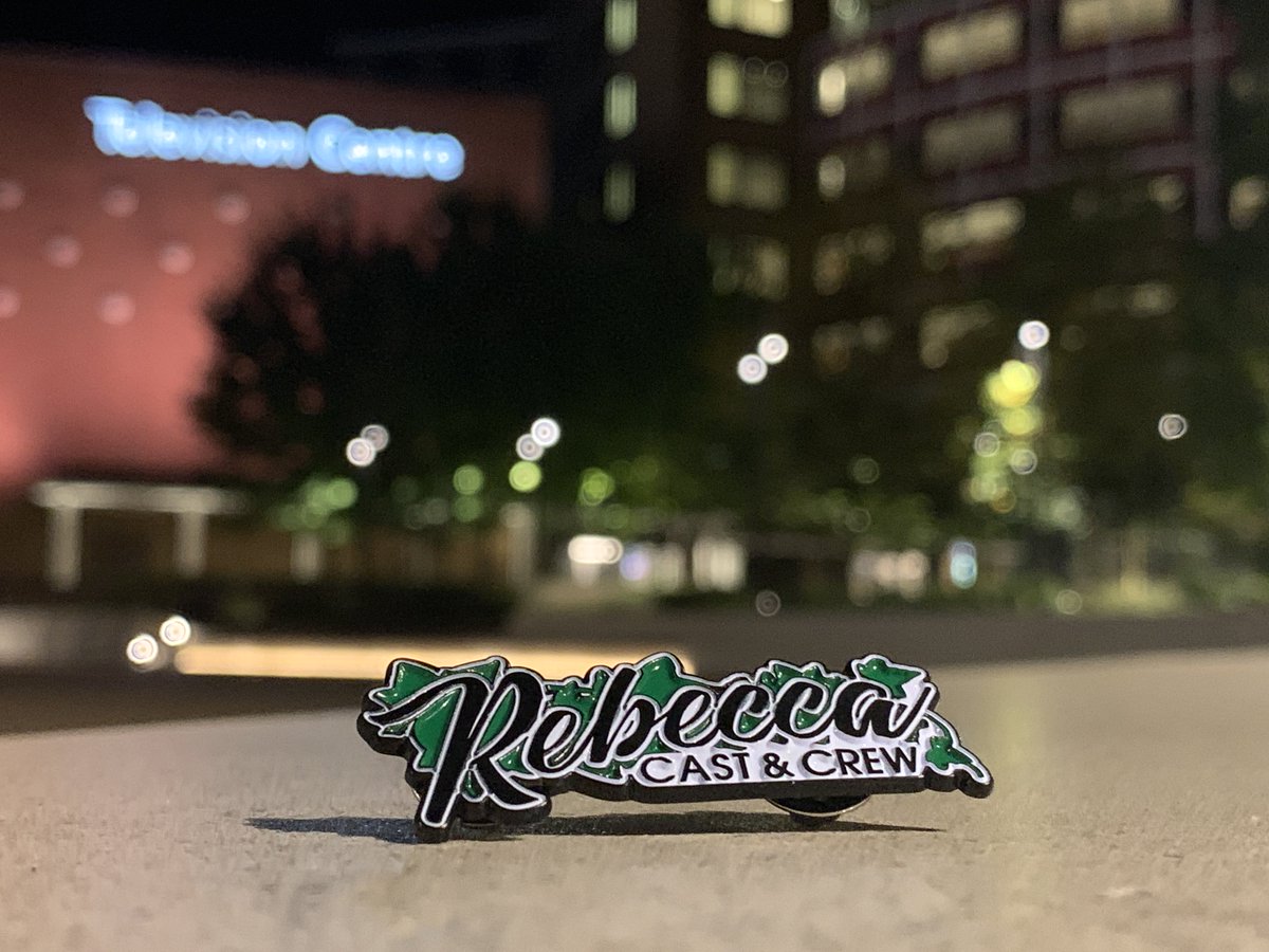 Laurie_Rose's tweet photo. Done done. #REBECCA #RebeccaMovie #BenWheatley @NetflixFilm @Working_Title #LilyJames @armiehammer #KristenScottThomas #SamRiley @Misskeeleyhawes @iamclintmansell  @BSCine @ARRIChannel #Alexa65 #PrimeDNA @PanaluxWorld #Netflix #holidaynow
Thank you to my whole team❤️ https://t.co/snYfHdlggd