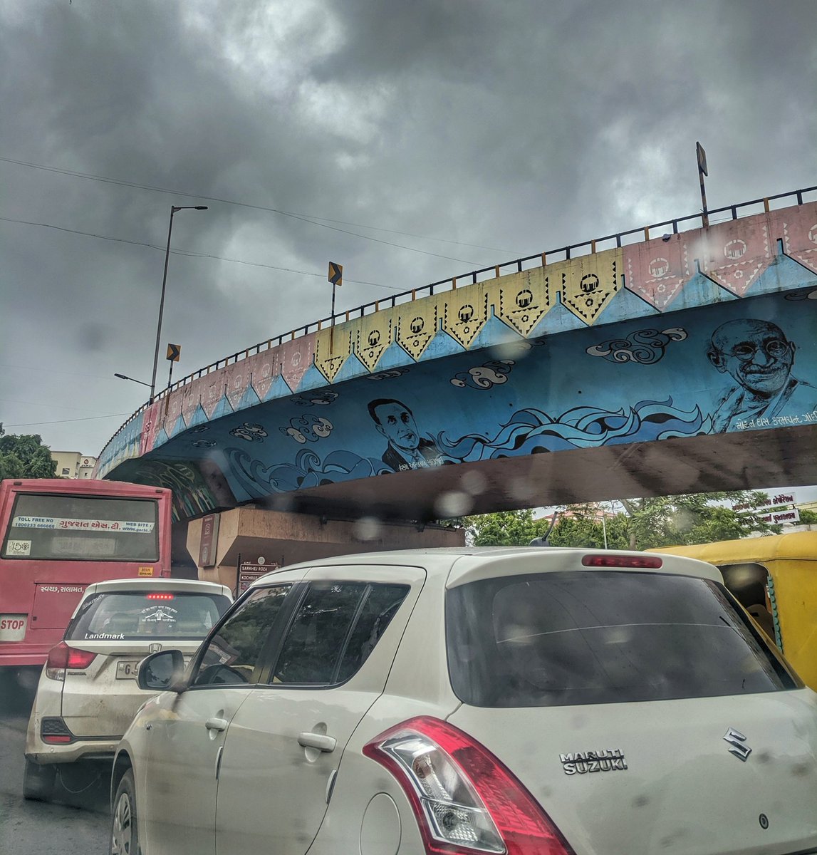 Just love the artistic design of this bridge in #Ahmedabad! 😍 #MyAmdavadShot #MaruAmdavad