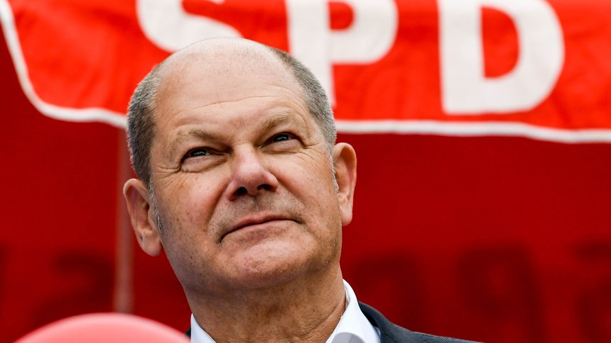 JKlinkmueller's tweet photo. Ob die #SPD kapiert, dass den alten #Sozialismus-Muff, für den #OlafScholz & #GesineSchwan stehen, kaum mehr jemand haben will?! Was die #Partei bräuchte, sind unkonventionelle Denker mit neuen #Ideen. #SimoneLange steht m.E. dafür, sie denkt nicht so SPD-verquer
#Scholz #Schwan https://t.co/BWPVzgtAqw