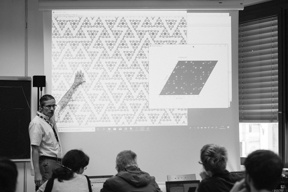 DISCUS_program's tweet image. Just finishing the DISCUS workshop @ecmsocial in Vienna with lots of #diffusescattering and #pdf calculations going on...👩‍💻👨‍💻