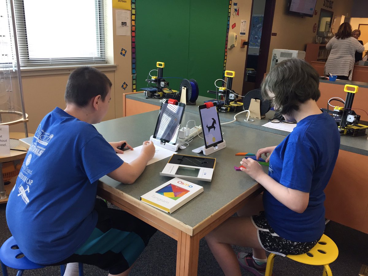McNairMiddleSch's tweet photo. Our Mustang MakerSpace was in full swing Friday as students explored different resources and opportunities to design and create. #mustangmakers #mustangsrun #creativity #explorenewthings #discoveryandinquiry #gameon https://t.co/d55rhsIPCu
