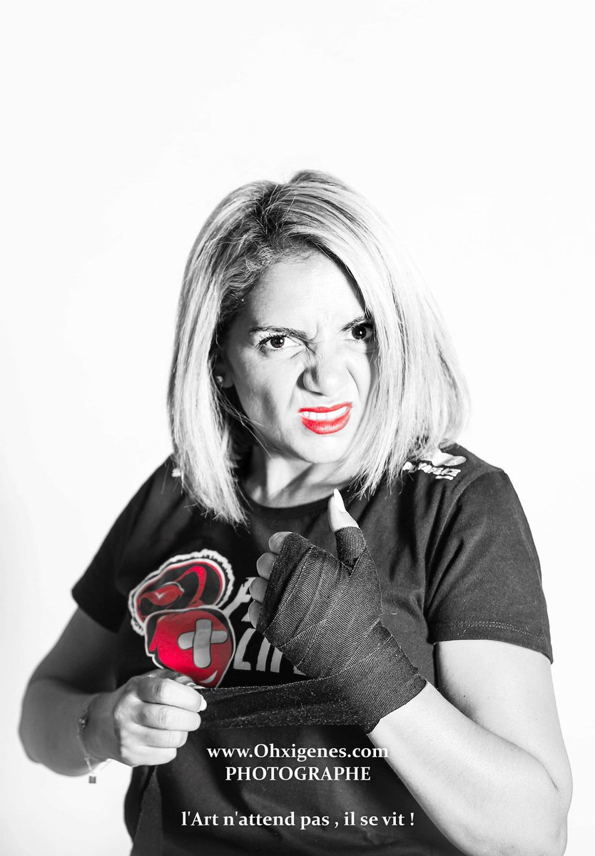 FightxlifeAsbl's tweet photo. Je garde la foi et la rage en moi afin de rester debout face à mon adversaire qui est le cancer.  Follow @Ohxigene_s photographe professionnel ❤️
#touchepasamavie #laforcedevivre #boxeadaptee #sante #life #fightxlife #force #cancer #cancerfighter https://t.co/XriBC3wtcT