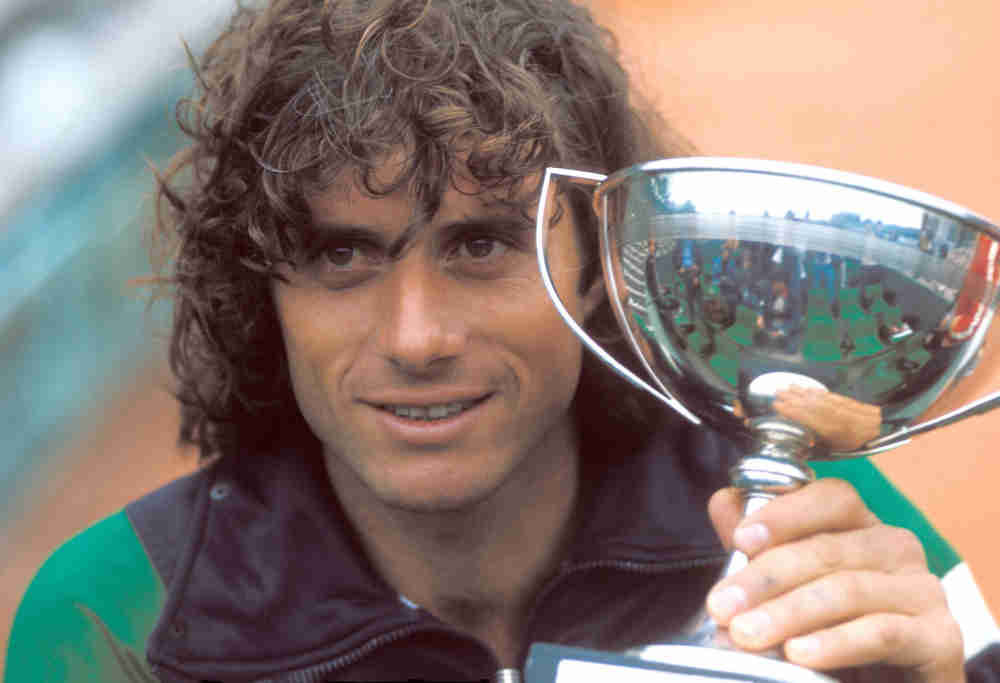 Happy birthday today to Argentina\s all-time great Guillermo Vilas, who was born on this date, August 17, 1952 