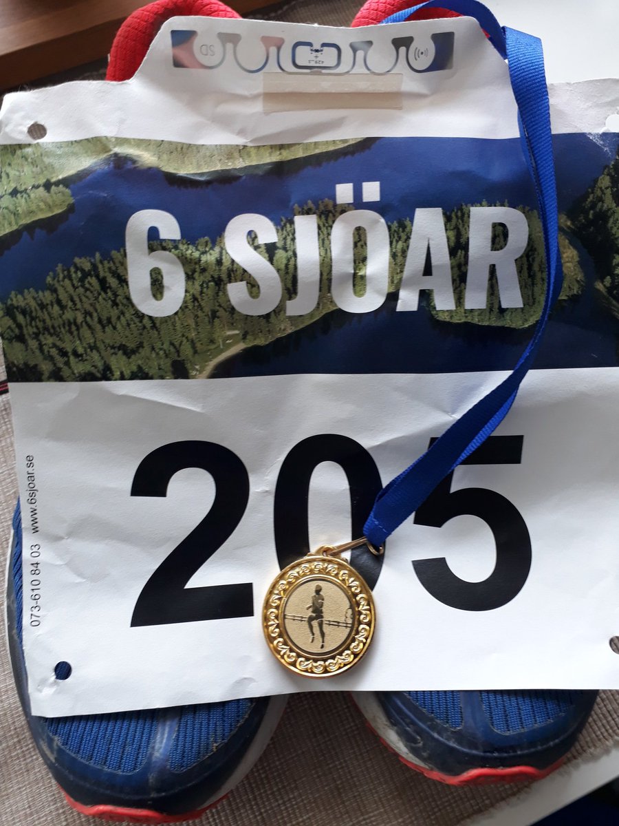 Lördag och 21 km traillöpning i Fjällnora. Ganska tekniskt på sina håll men riktigt najs löpning. #6sjöarrunt #Fjällnora #saucony #träning #trail #löpning