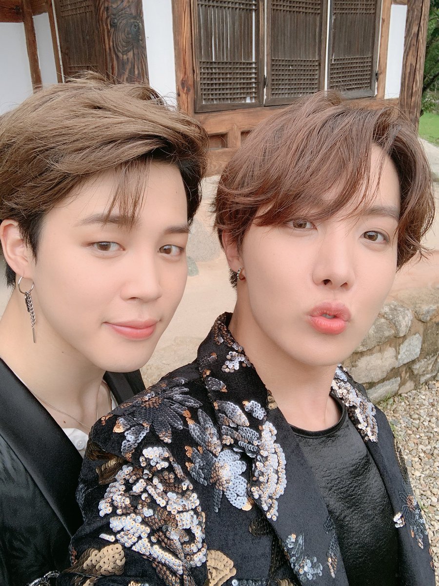 BTS_twt tweet picture