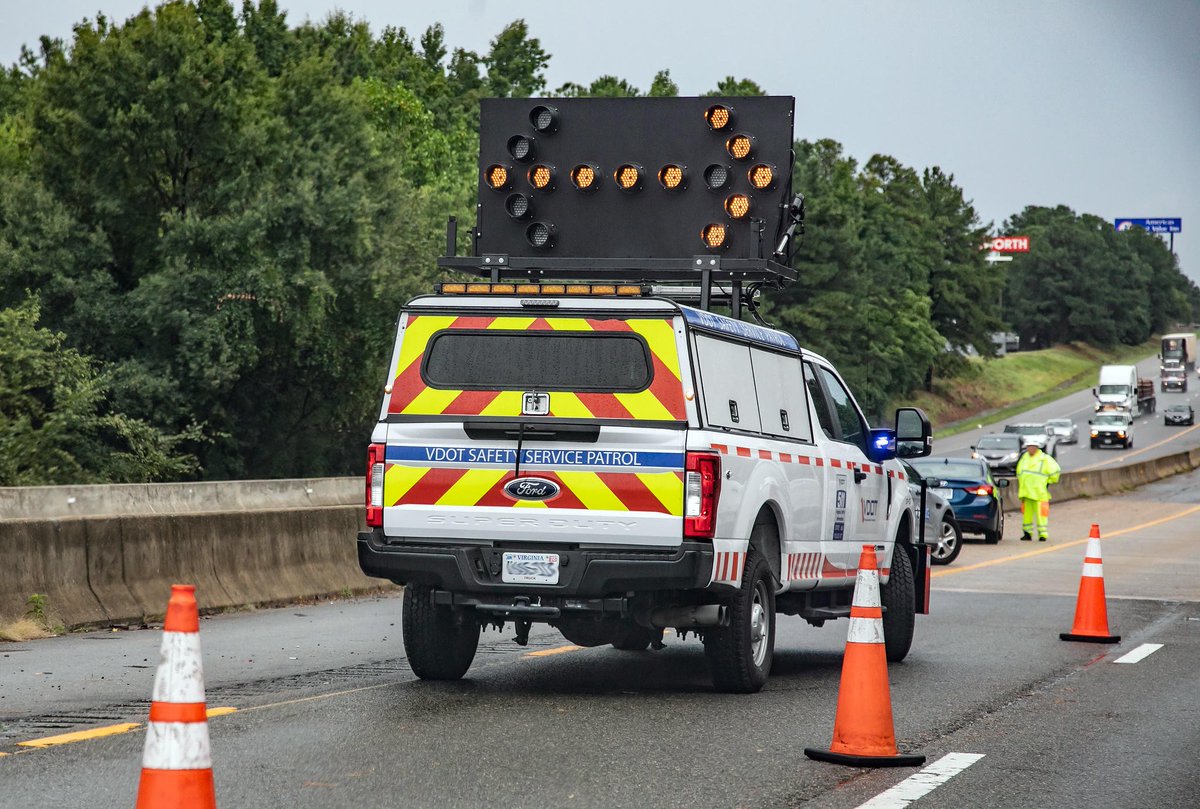 VaDOT's tweet photo. ICYMI: VDOT has expanded coverage of its Safety Service Patrols this summer. Enhanced coverage benefits motorists using I-81 and 66 in western #VA and improves patrols and response times on both interstates.

More: https://t.co/GxLqJE2QYV https://t.co/w2Y28LqMLo