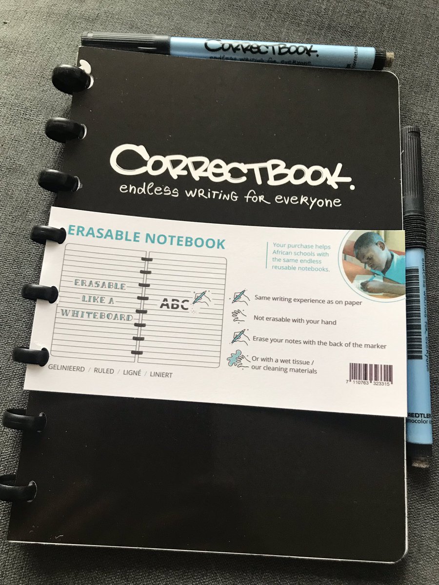 simonekortsmit's tweet photo. Superhandig. Dit duurzame notebook #correctbook #writerslife #endlesswritingforeveryone https://t.co/5T0p8x5KxE