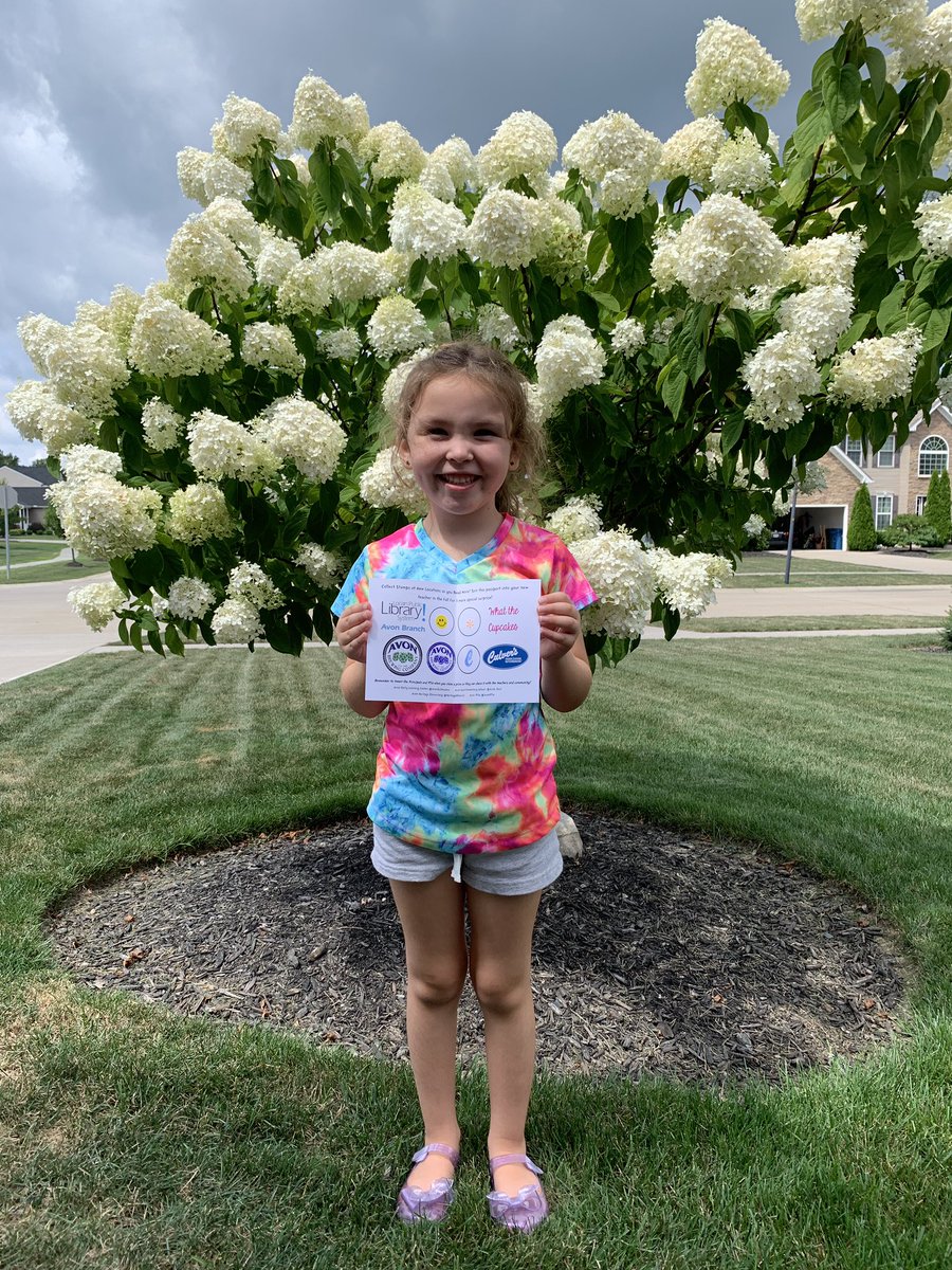 ErinIU09's tweet photo. @AvonELCMudore @AvonPta Layla’s passport is complete and ready to take to school 😍 https://t.co/ryywJEmVBA