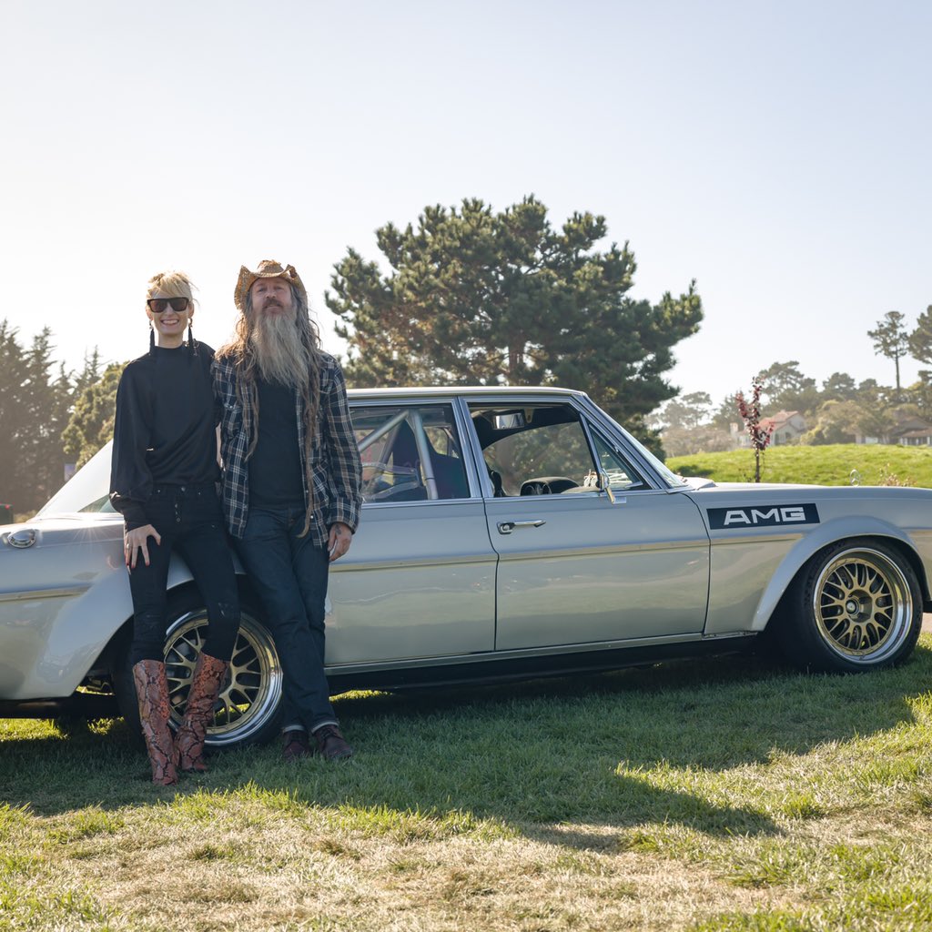 MercedesBenzUSA's tweet photo. Caught up with the one and only @magnus_walker for a ride in the 300 SEL 6.8 AMG, a tribute to the legendary Red Pig. #silverpig #300SEL #AMG #magnuswalker @MBClassicCenter https://t.co/sgz15wp4tI
