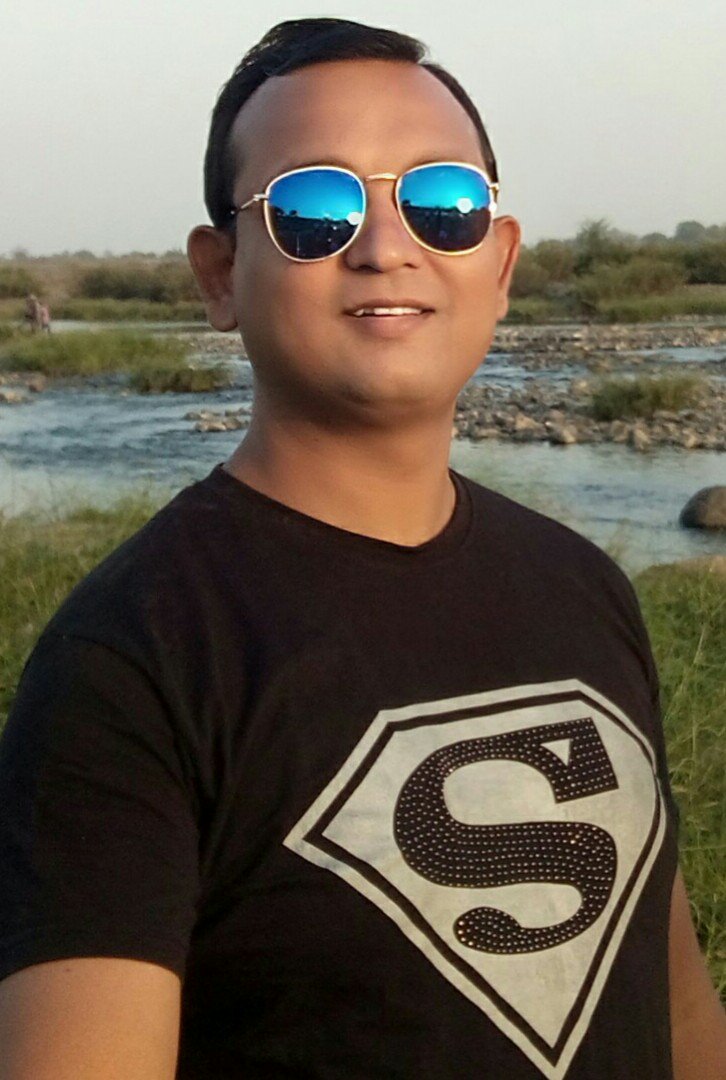 kalpeshrana111's tweet photo. @Vivo_India #My #CharmStyle
#ItsMyStyle
#vivoS1 @Vivo_India
@kamlesh_maru
@loncha5215
@jyotigujarati https://t.co/fdsbXNM5Xg