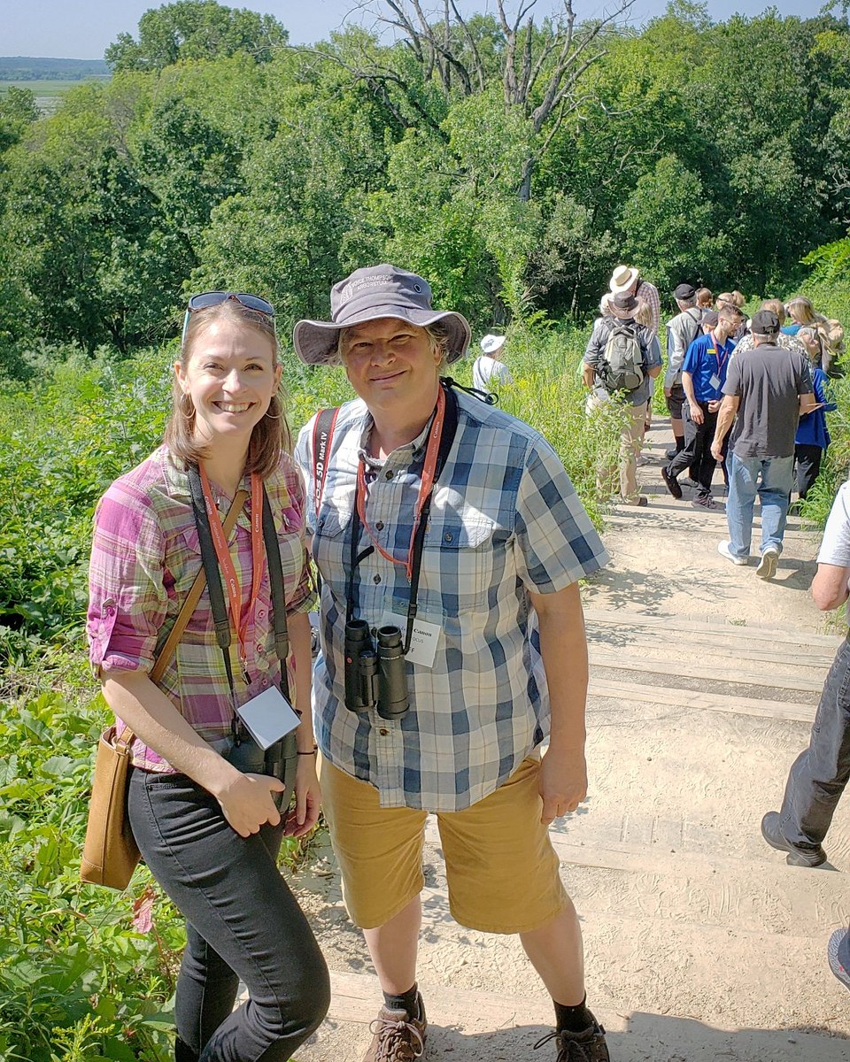 Audubon_MN's tweet photo. Today, Audubon staff and chapter members get to combine their love of birds, nature and photography while guiding hikes with participants trying out @CanonUSA cameras and equipment.
And thanks to @BestBuy staff who are helping us operate this new, fancy gear! #BirdsinFocus https://t.co/8urkOMnDqo