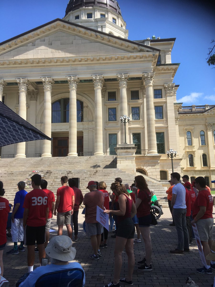 KdBastille's tweet photo. I’m at a #RecessRally in Topeka, Kansas with fellow @MomsDemand volunteers because I will not sit by while gun violence threatens my family and community.

I’m demanding my senators take action on a strong Red Flag law and background checks on all gun sales. #KSLeg https://t.co/MUMPwbMJAN