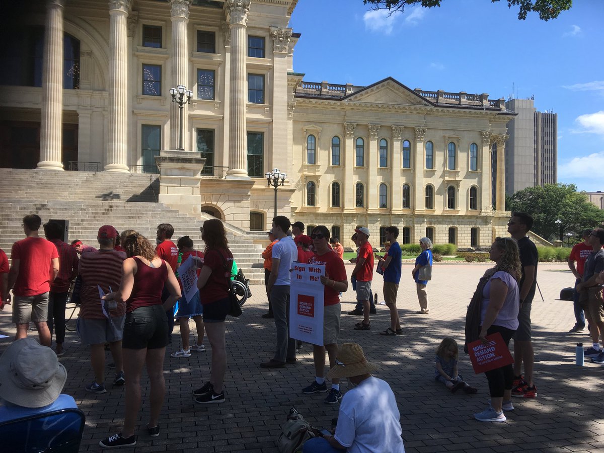 KdBastille's tweet photo. I’m at a #RecessRally in Topeka, Kansas with fellow @MomsDemand volunteers because I will not sit by while gun violence threatens my family and community.

I’m demanding my senators take action on a strong Red Flag law and background checks on all gun sales. #KSLeg https://t.co/MUMPwbMJAN
