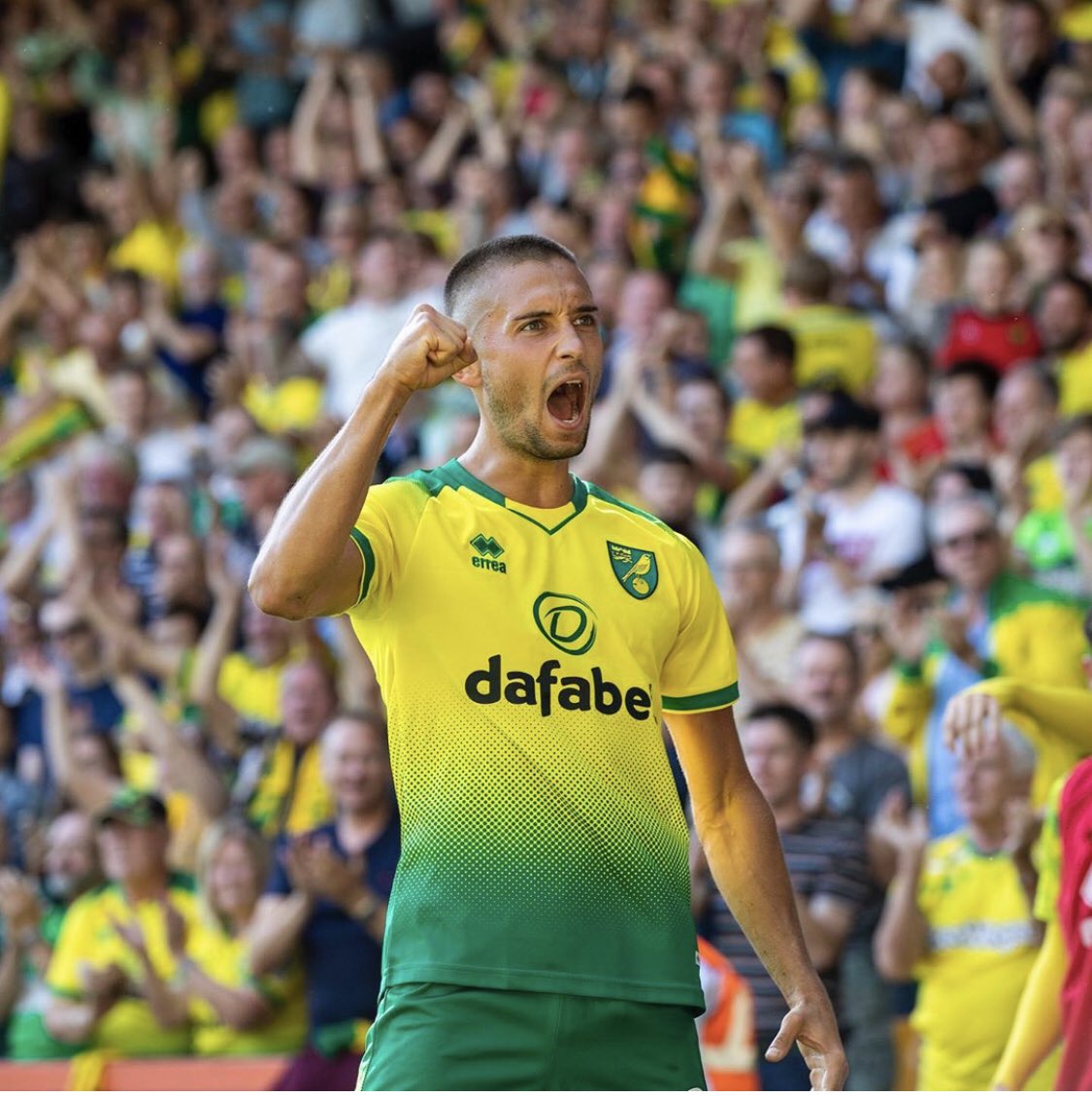 oldgrumpyman78's tweet image. How good was this guy though #Ncfc #leitner #supermo .... still my number 1 #mancrush #thoraclosesecond 😂