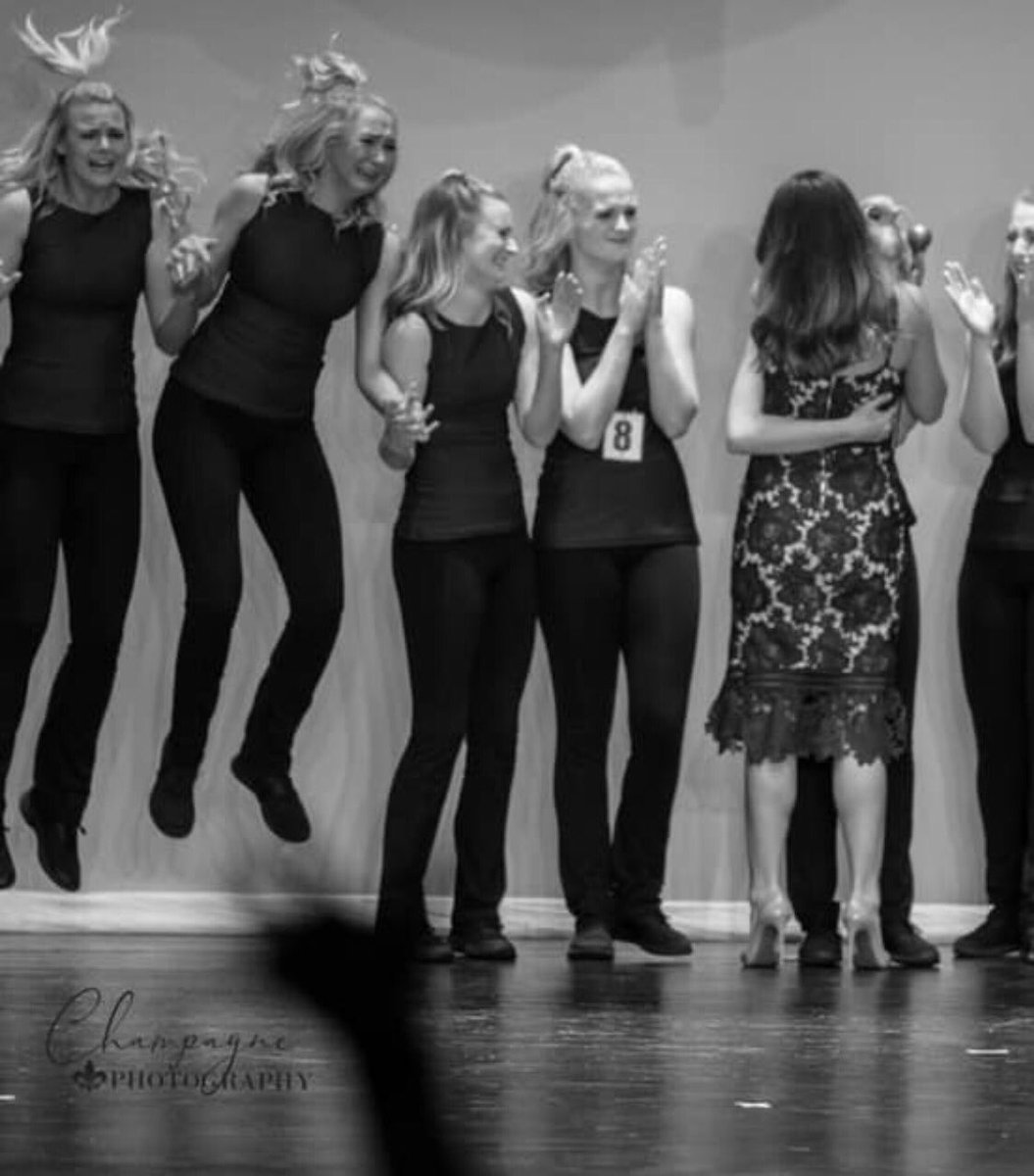 kinzee_merrill's tweet photo. excuse my ugly crying... but I am SO PROUD of the new officers of 7980. I love you all so so much https://t.co/cX8VQmWh41